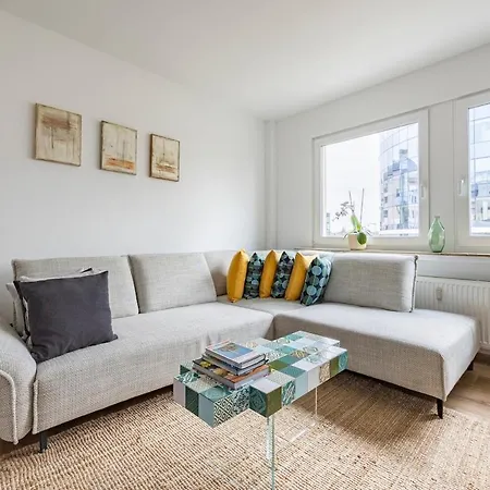 Apartment 1 Bedroom Flat 55m2 In The Luxembourg