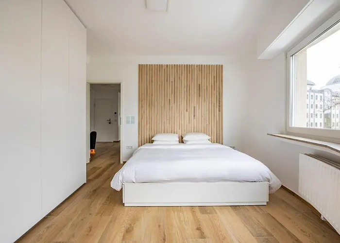 1 Bedroom Flat 55m2 In The