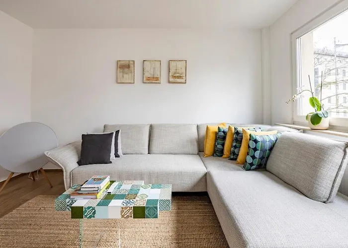 1 Bedroom Flat 55m2 In The